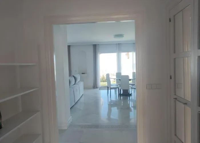 Puerto Banus Apartment *